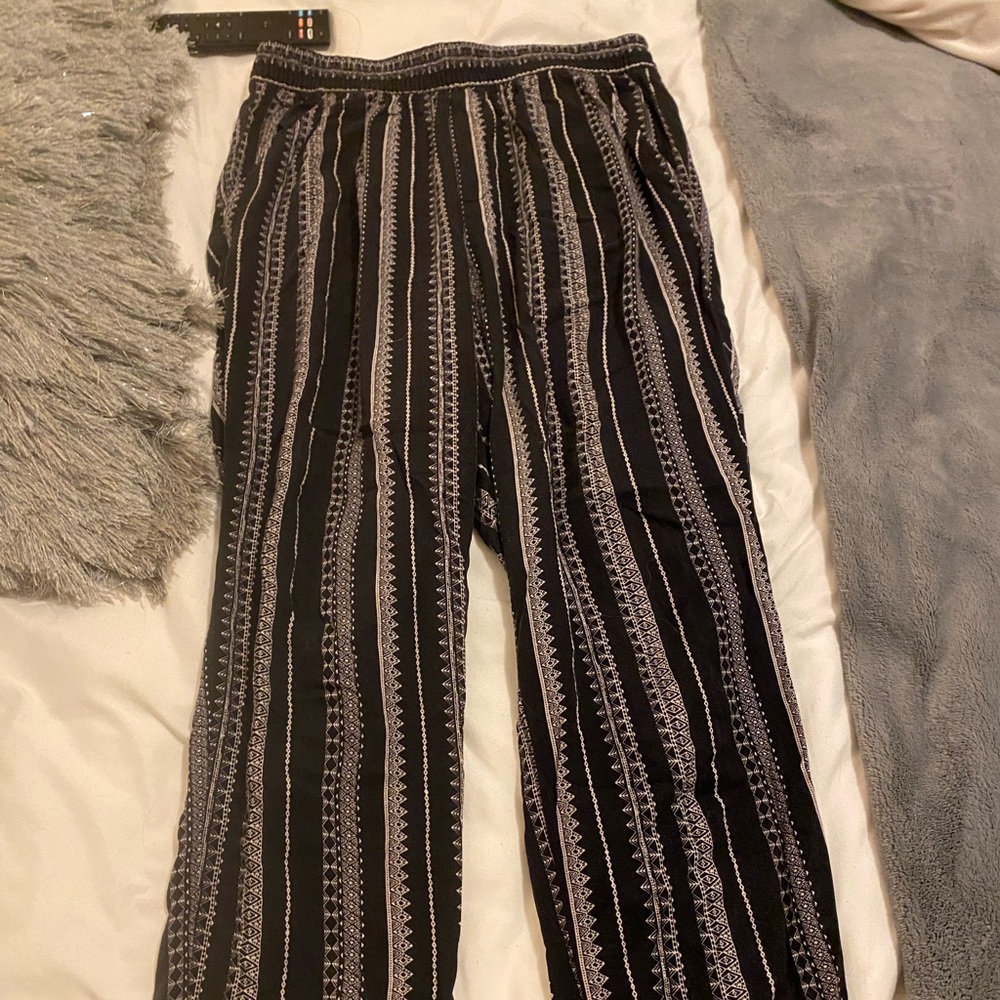 Jessica Simpson printed pants